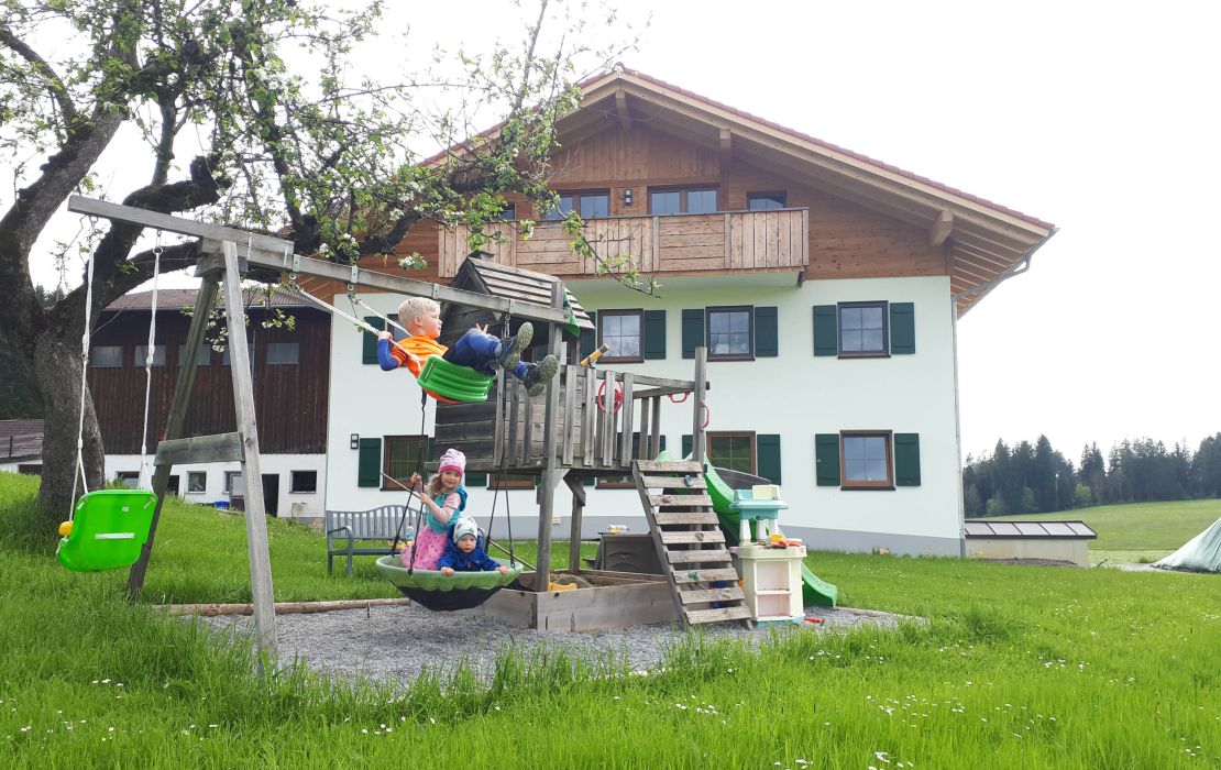 Familienurlaub am Ferienhof Brenner in Eisenberg im Allgäu